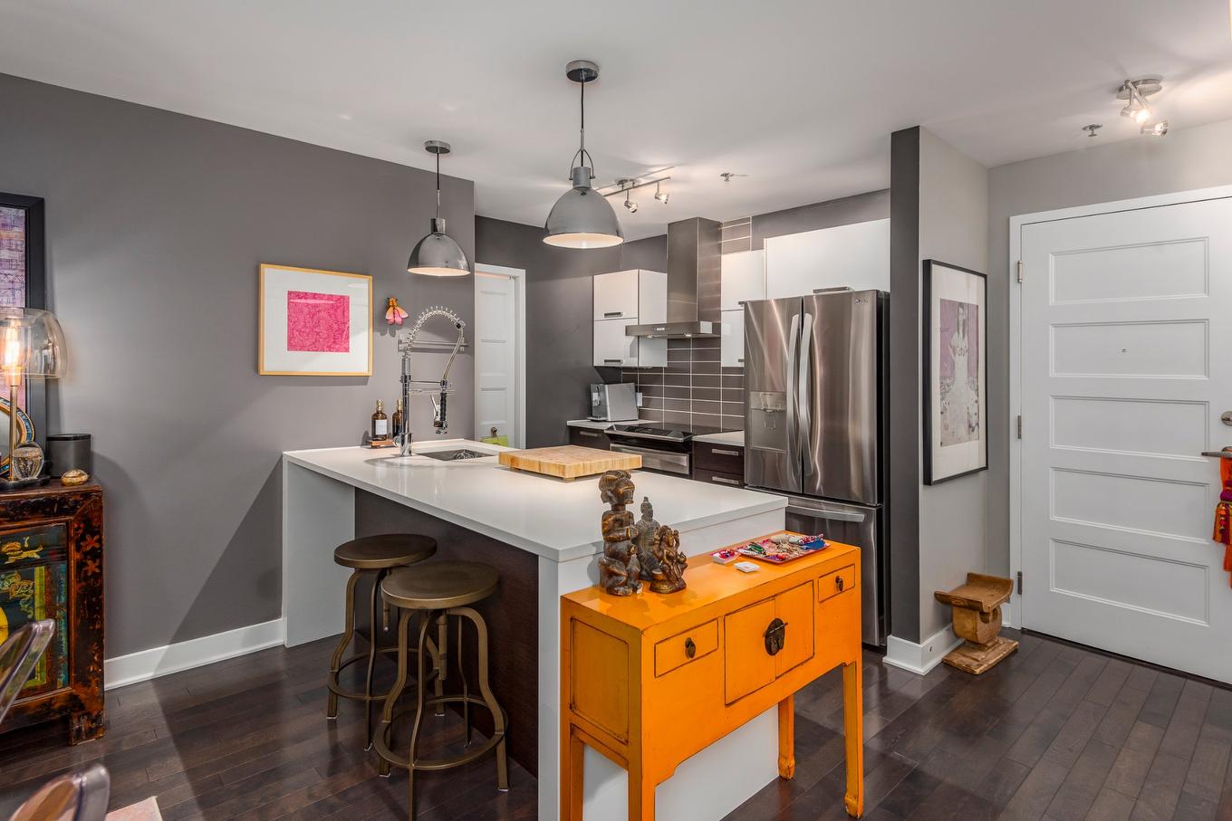 Kitchen - 412-377 Rue Des Seigneurs, Montréal (Le Sud-Ouest), QC - Indoor Photo Showing Kitchen With Upgraded Kitchen
