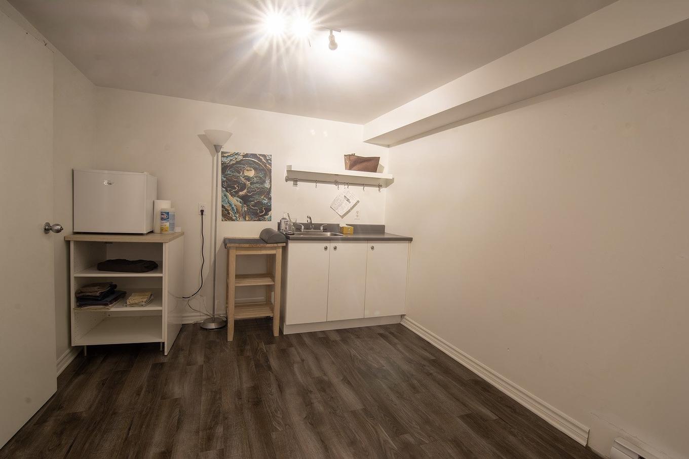 Office - 1715A Av. Bourgogne, Chambly, QC - Indoor Photo Showing Other Room