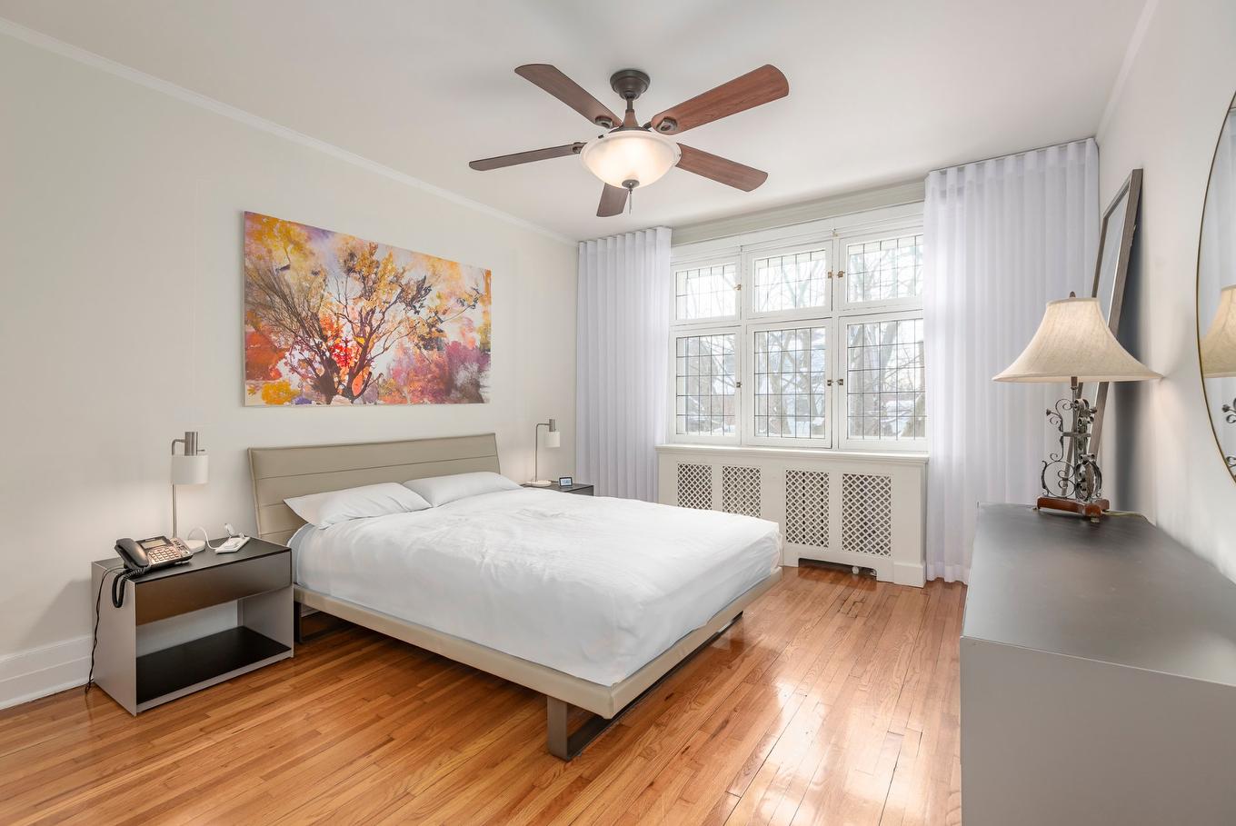 Primary bedroom - 4139 Av. Old Orchard, Montréal (Côte-Des-Neiges/Notre-Dame-De-Grâce), QC - Indoor Photo Showing Bedroom