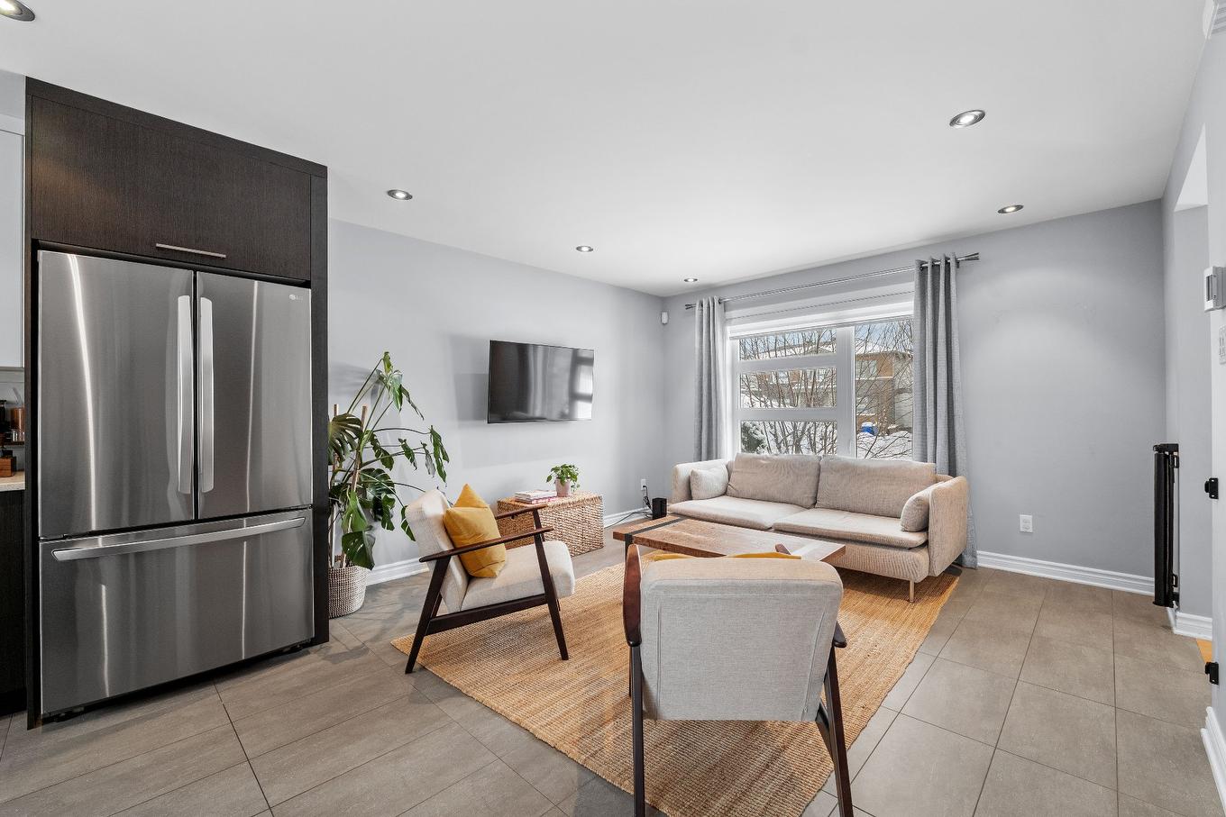 Salon - 1670 Rue Jean-Casgrain, Chambly, QC - Indoor Photo Showing Living Room