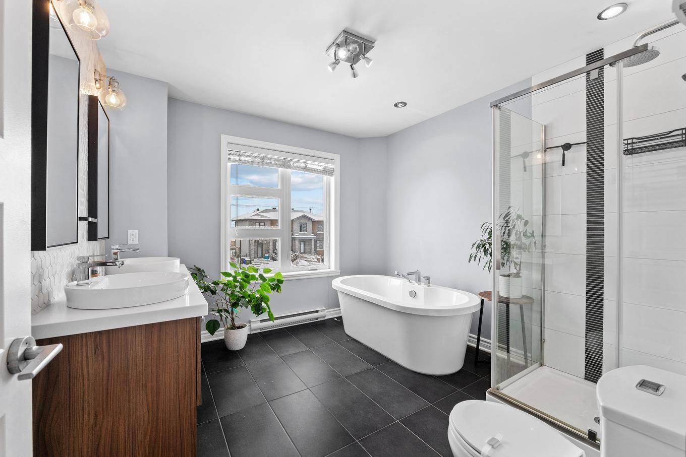 Salle de bains - 1670 Rue Jean-Casgrain, Chambly, QC - Indoor Photo Showing Bathroom