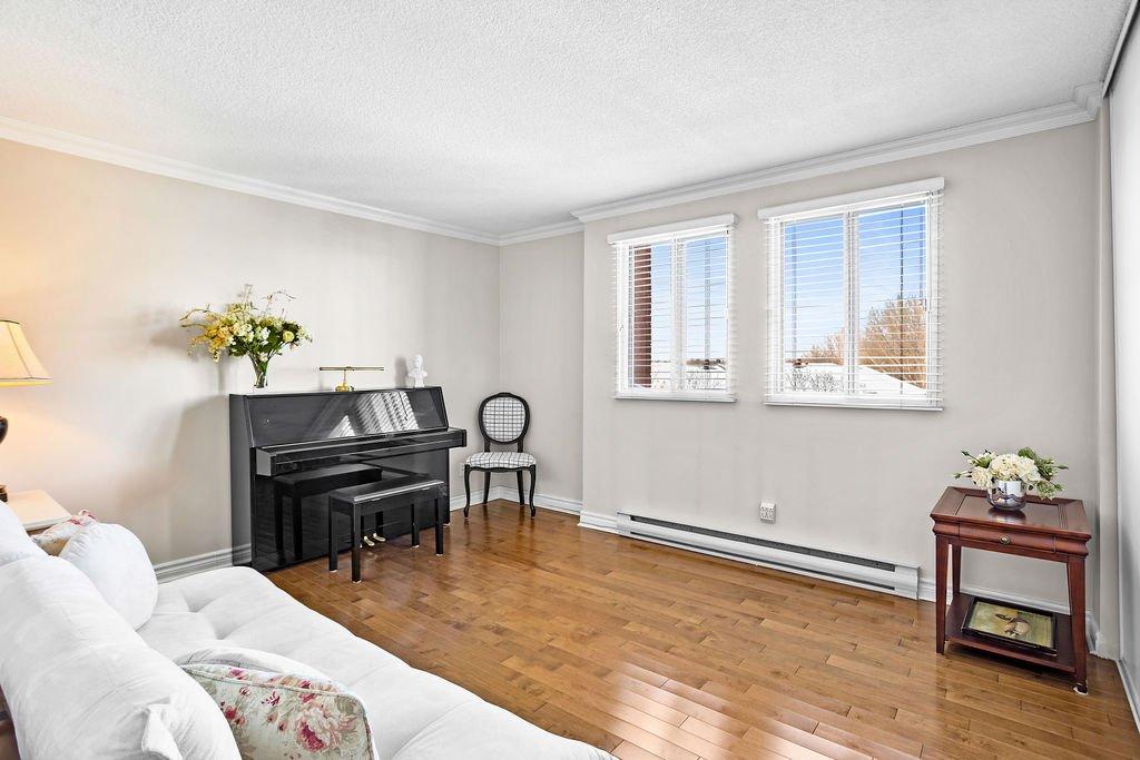 Bedroom - 506-4460 Ch. Des Cageux, Laval (Chomedey), QC - Indoor