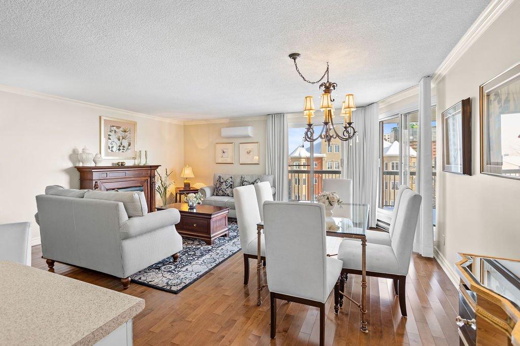 Dining room - 506-4460 Ch. Des Cageux, Laval (Chomedey), QC - Indoor