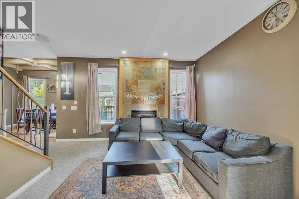 550 Copperfield Boulevard Se, Calgary, AB - Indoor Photo Showing Living Room