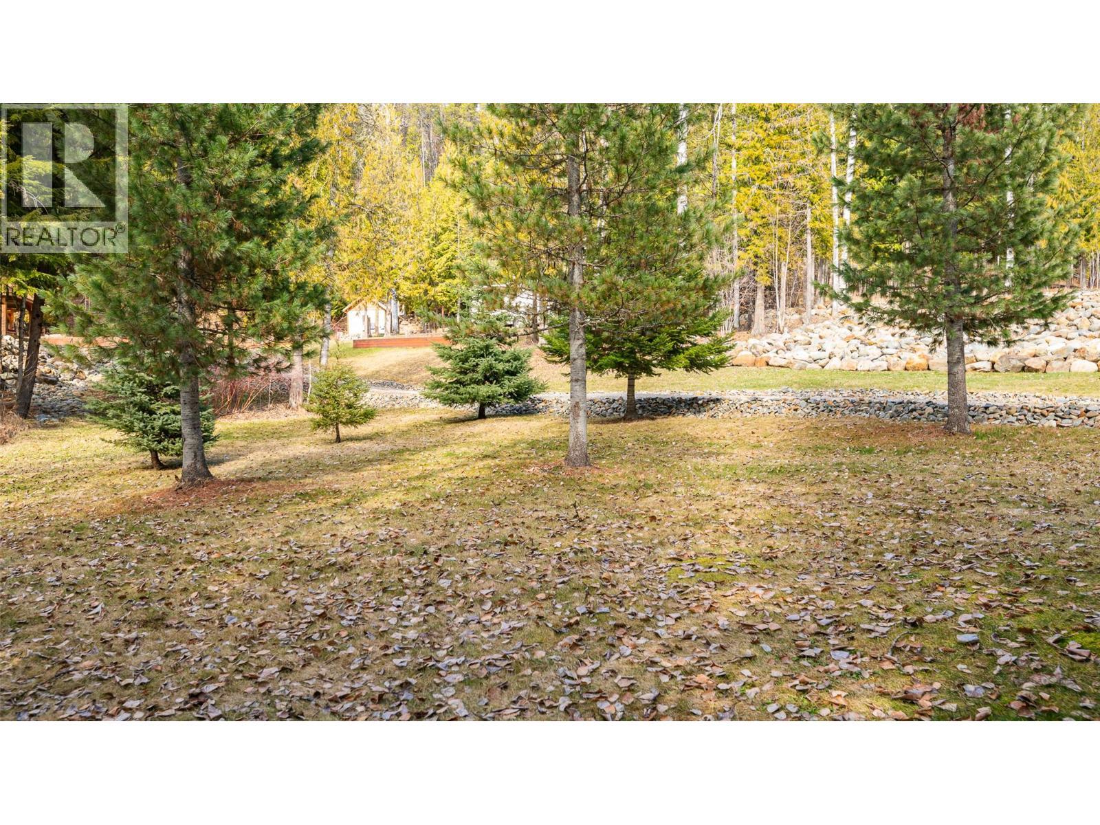 7470 3 Highway, Kitchener, BC - Outdoor With View