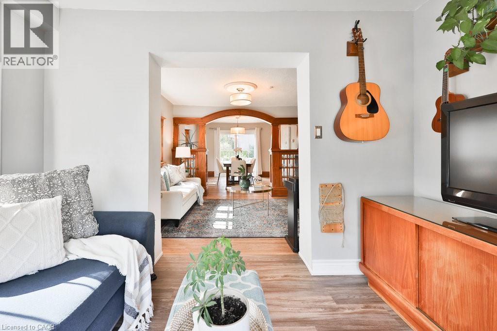 44 Mississauga Road N, Mississauga, ON - Indoor