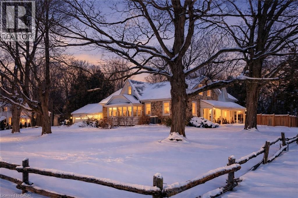 320 Whitmore Drive, Waterloo, ON - Outdoor With View