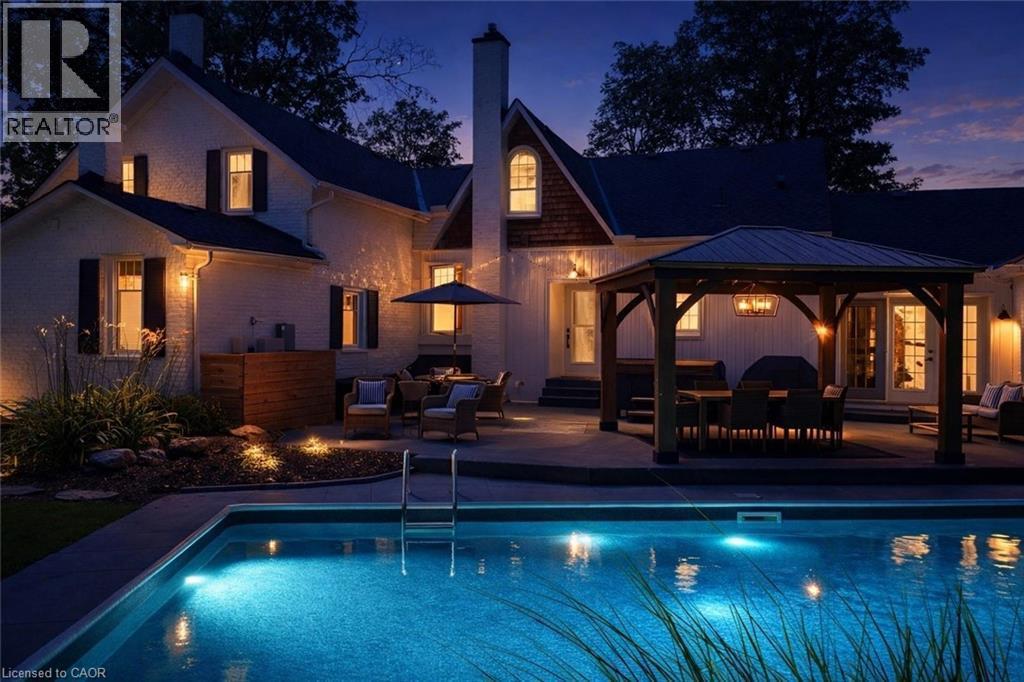 320 Whitmore Drive, Waterloo, ON - Outdoor With In Ground Pool