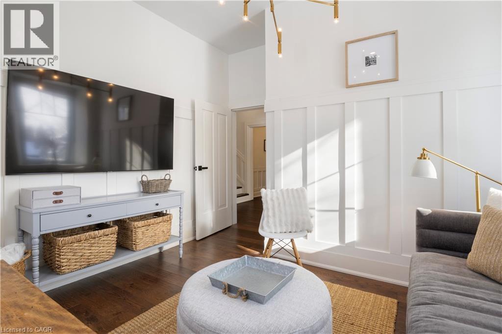 320 Whitmore Drive, Waterloo, ON - Indoor Photo Showing Other Room