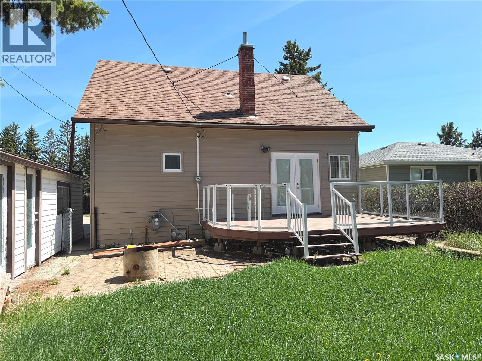 324 Main Street, Balcarres, SK - Outdoor With Deck Patio Veranda With Exterior