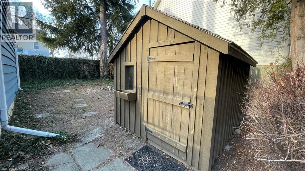 455 Nelson Avenue, Burlington, ON - Outdoor