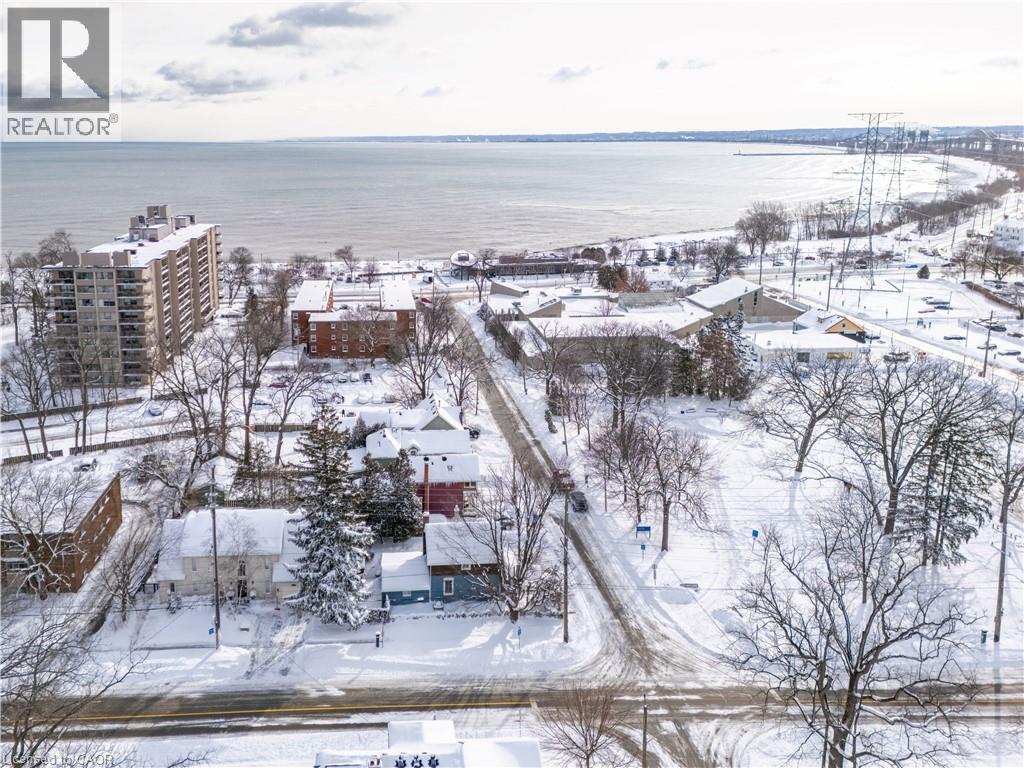 455 Nelson Avenue, Burlington, ON - Outdoor With Body Of Water With View