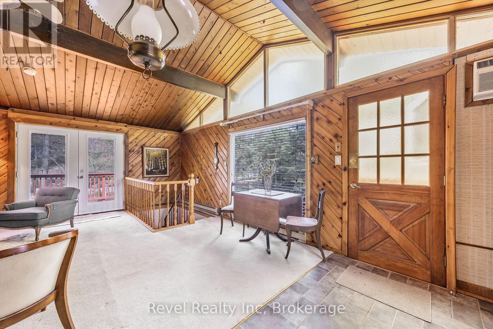 31 Desroches Trail, Tiny, ON - Indoor Photo Showing Other Room