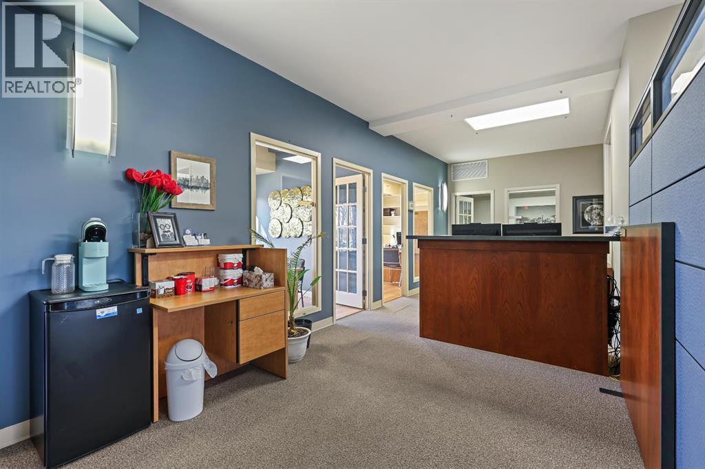 76 Skyline Crescent Ne, Calgary, AB