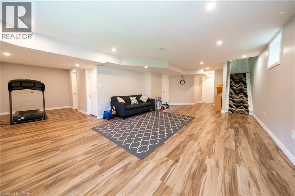 335 Falling Green Crescent, Kitchener, ON - Indoor