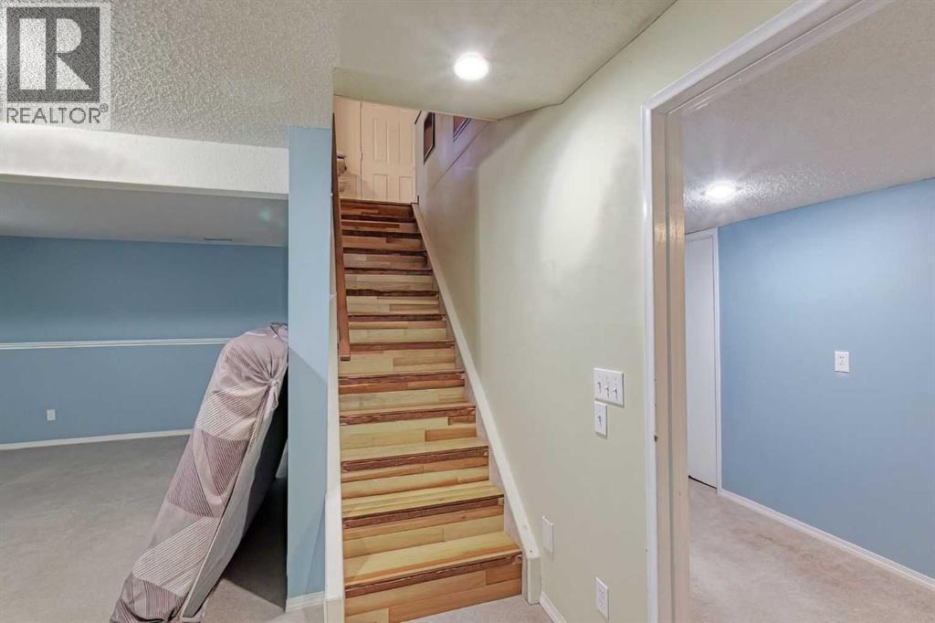 20 Falton Way Ne, Calgary, AB - Indoor Photo Showing Other Room