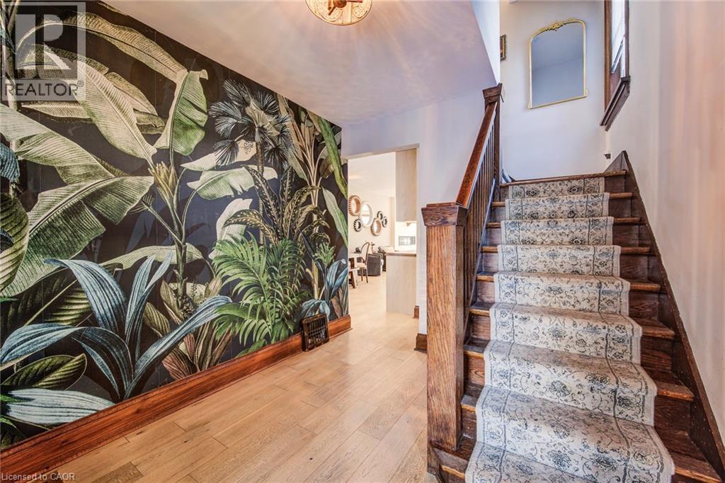 107 Earl Street, Kitchener, ON - Indoor Photo Showing Other Room