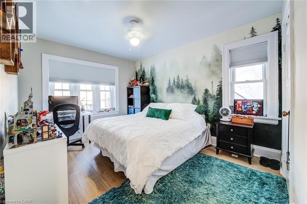 107 Earl Street, Kitchener, ON - Indoor Photo Showing Bedroom