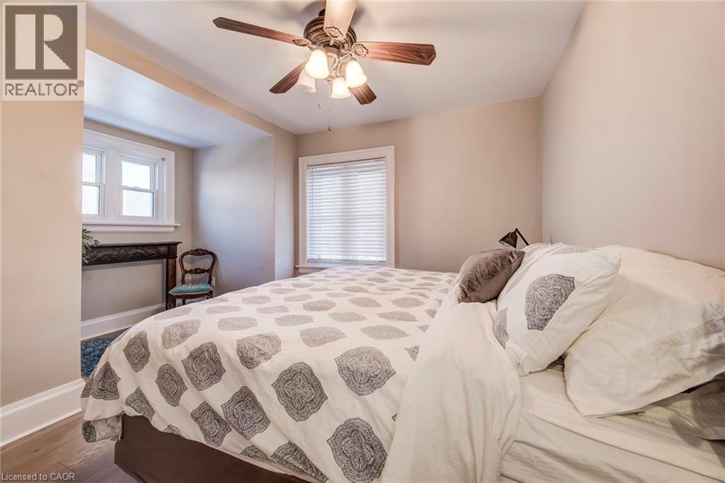107 Earl Street, Kitchener, ON - Indoor Photo Showing Bedroom