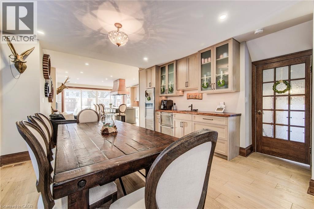 107 Earl Street, Kitchener, ON - Indoor Photo Showing Dining Room