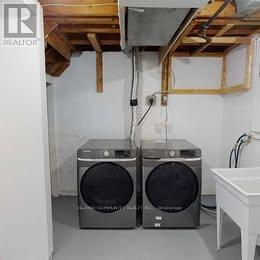 259 Ross Avenue, Kitchener, ON - Indoor Photo Showing Laundry Room
