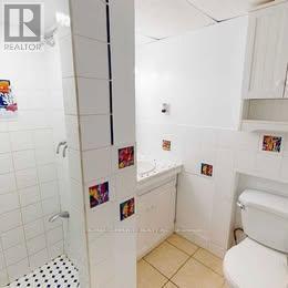 259 Ross Avenue, Kitchener, ON - Indoor Photo Showing Bathroom