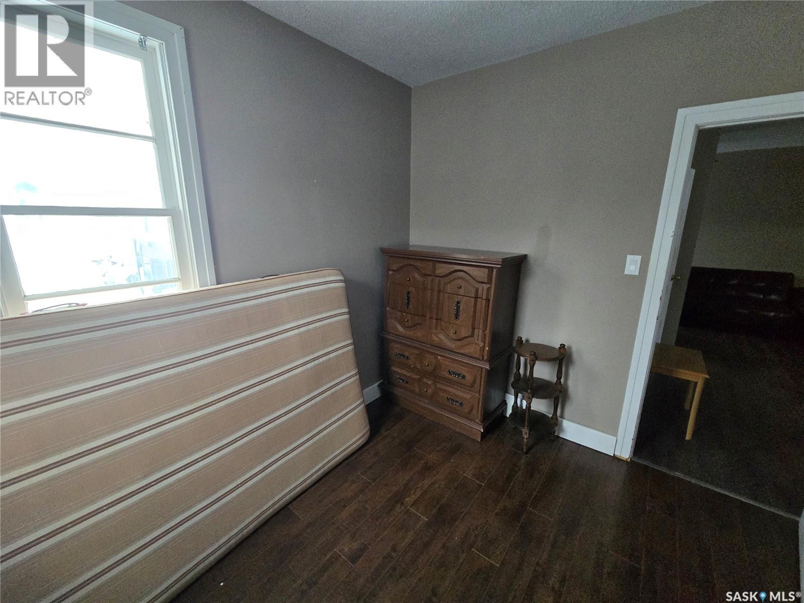 719 Main Street, Kipling, SK - Indoor