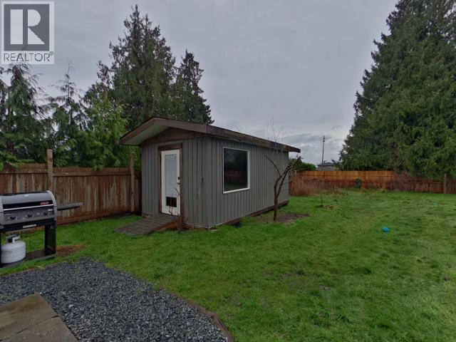 4219 Joyce Ave, Powell River, BC - Outdoor