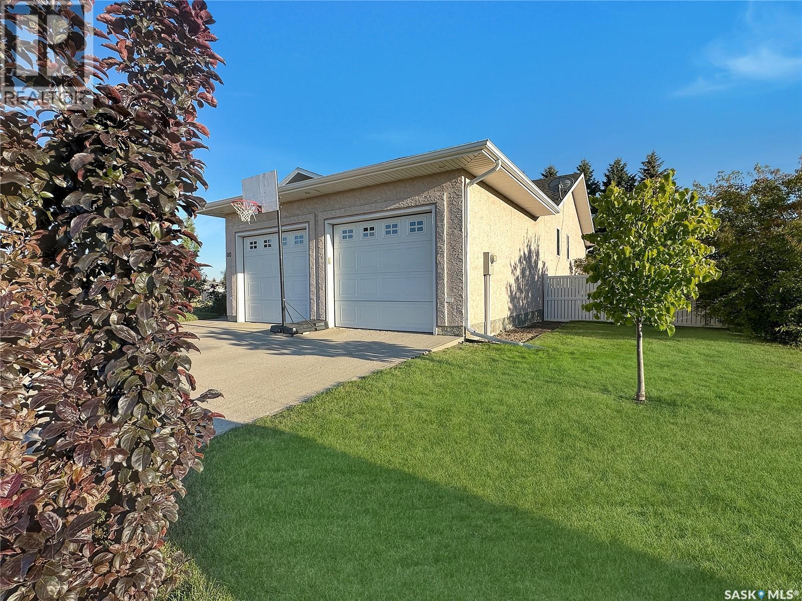 110 Sunset Crescent, Balcarres, SK - Outdoor