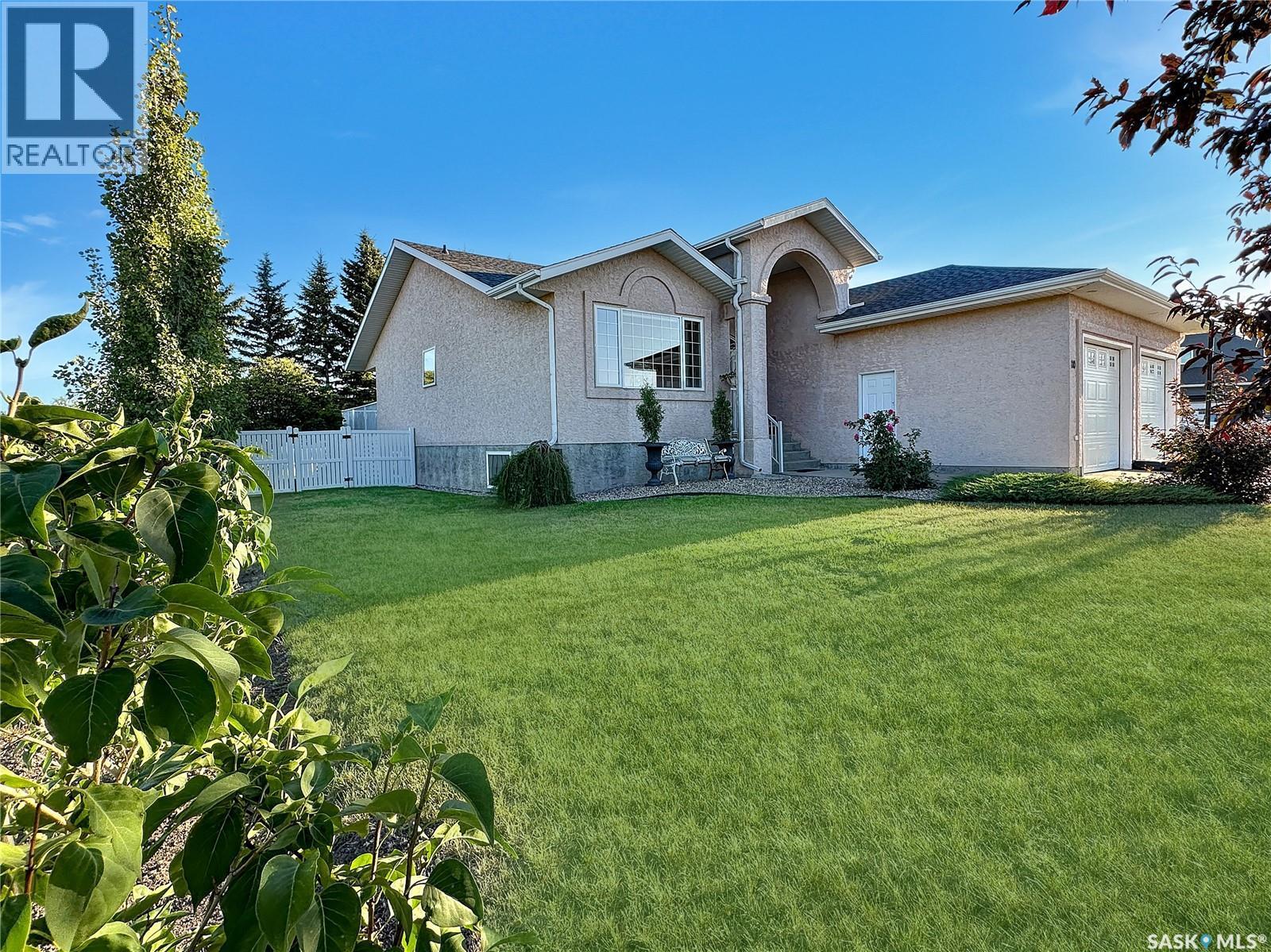 110 Sunset Crescent, Balcarres, SK - Outdoor