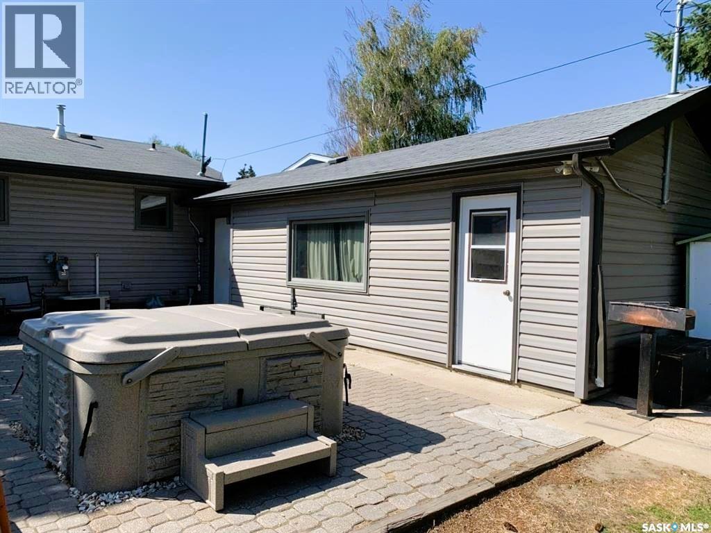 44 Campbell Place, Clavet, SK - Outdoor With Deck Patio Veranda With Exterior