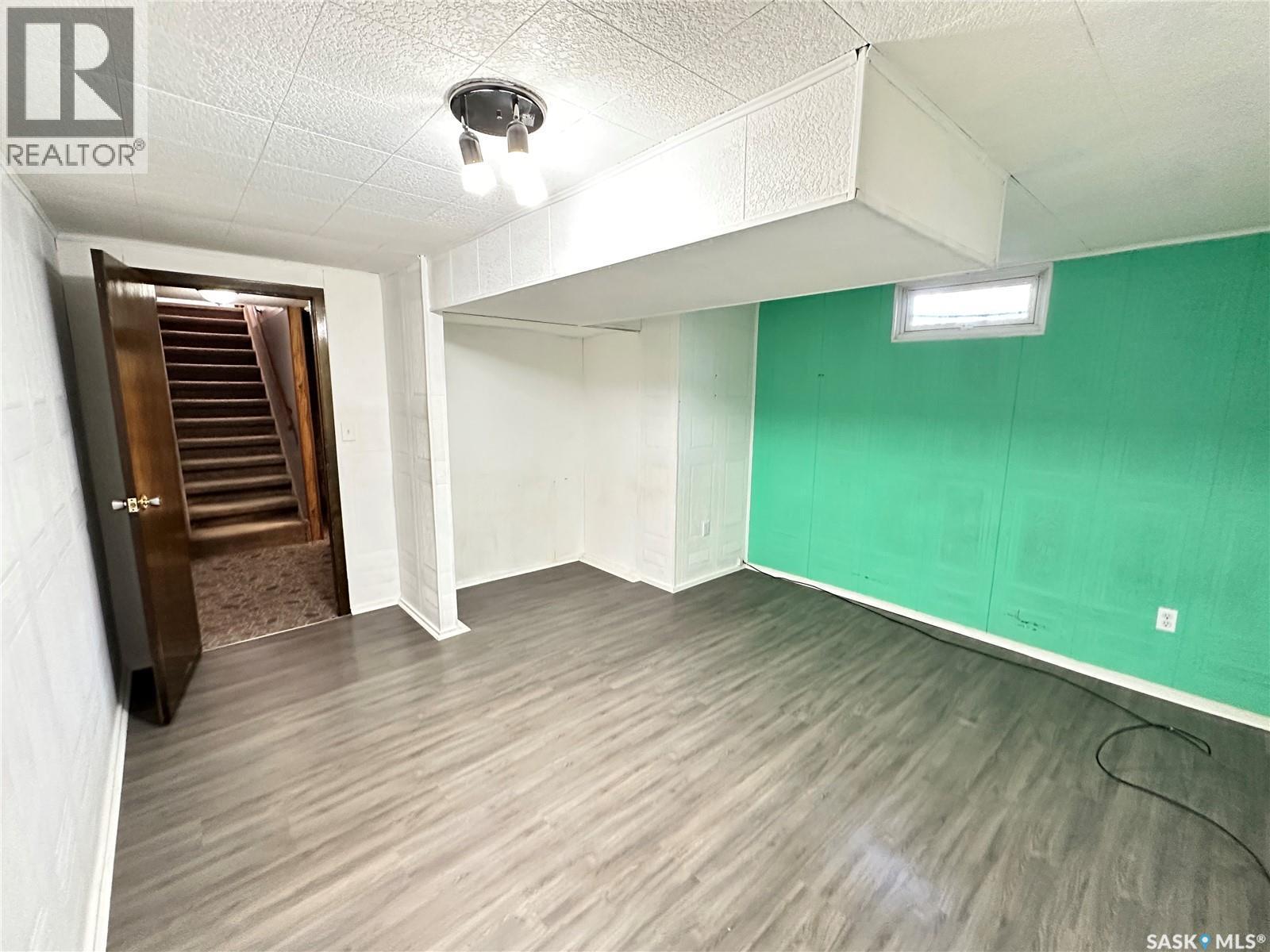 44 Campbell Place, Clavet, SK - Indoor Photo Showing Other Room