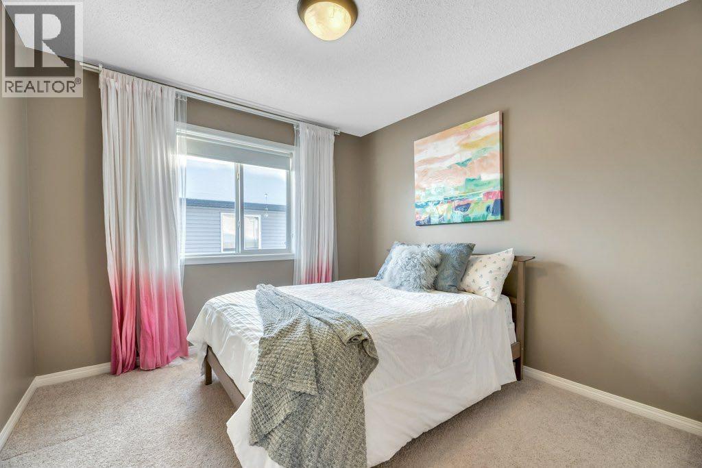 360 Parkmere Green, Chestermere, AB - Indoor Photo Showing Bedroom