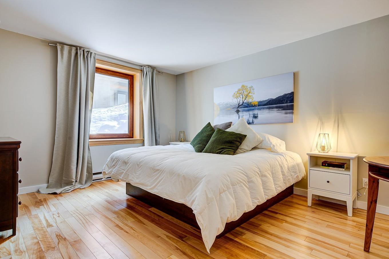 Chambre à coucher principale - 181 Mtée Victor-Nymark, Saint-Sauveur, QC - Indoor Photo Showing Bedroom