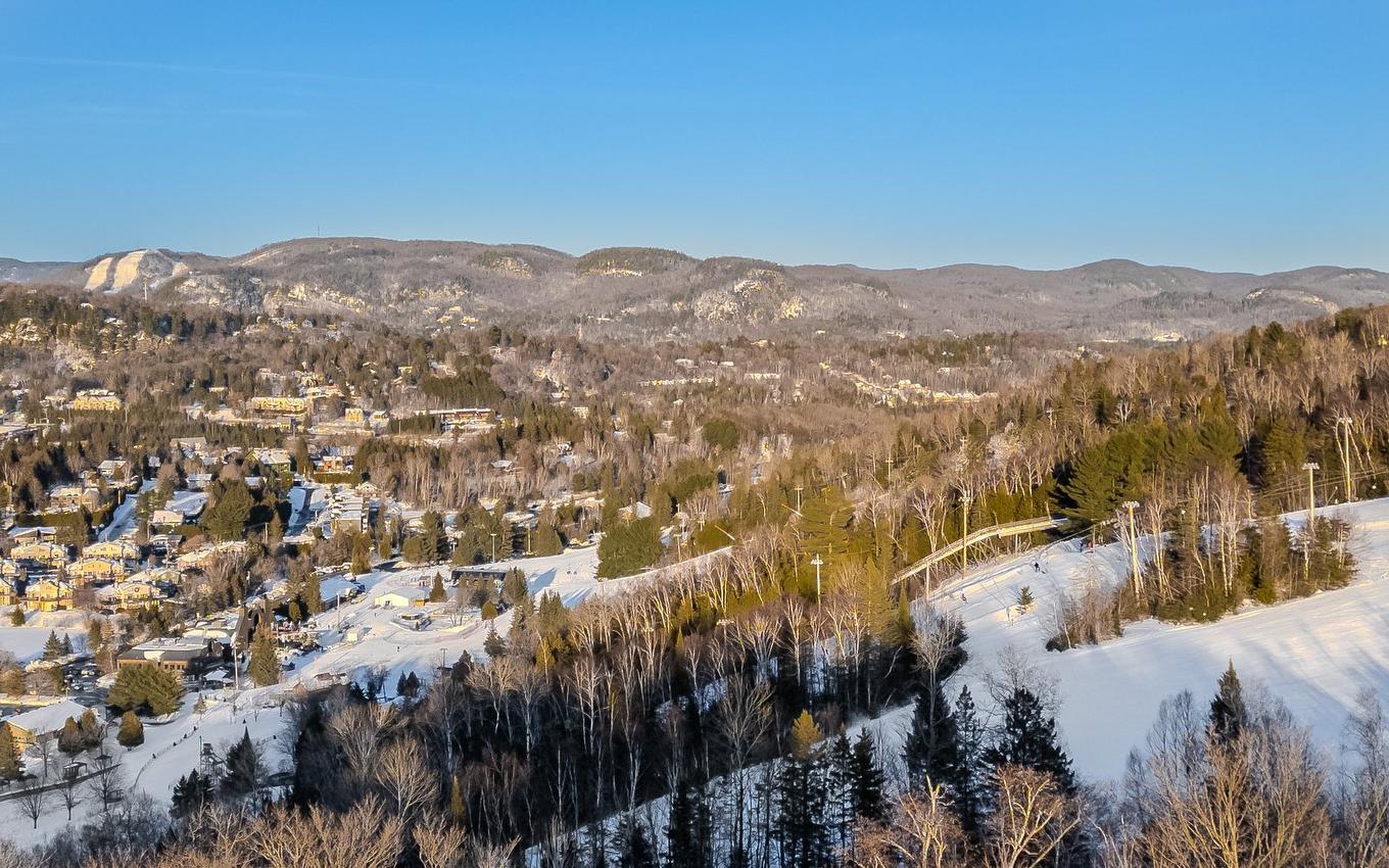 Photo aérienne - 181 Mtée Victor-Nymark, Saint-Sauveur, QC - Outdoor With View