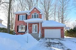 8275 Rue du Labour Mirabel, QC J7N 3B8