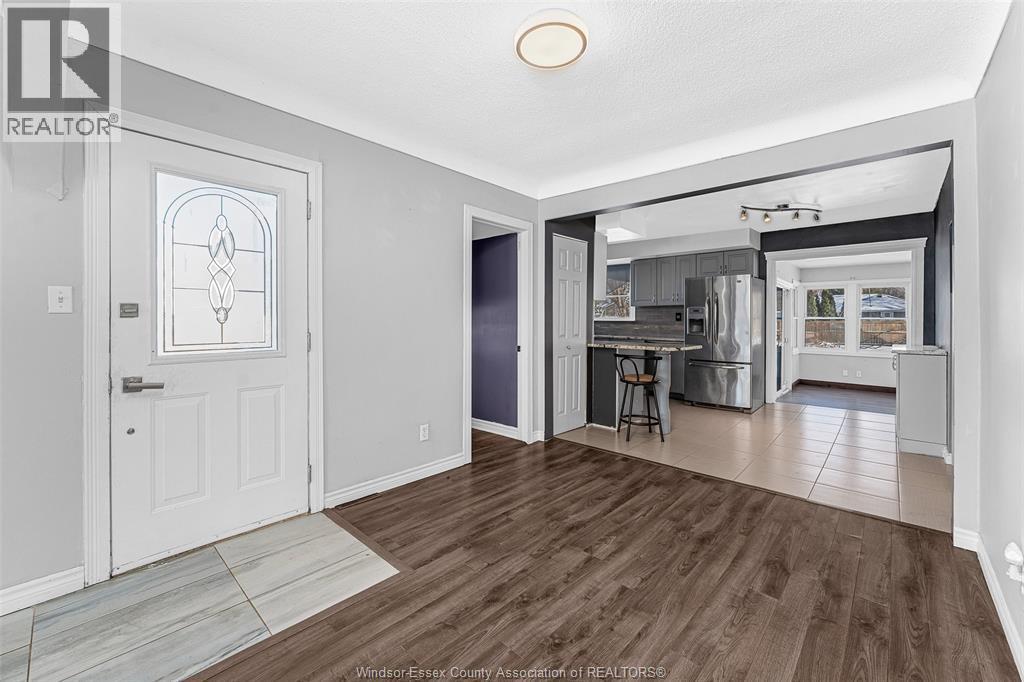 156 Edgewater, Tecumseh, ON - Indoor