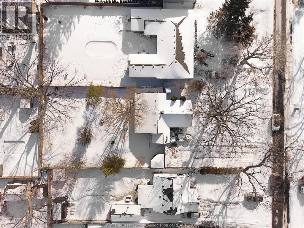 156 Edgewater, Tecumseh, ON - Outdoor