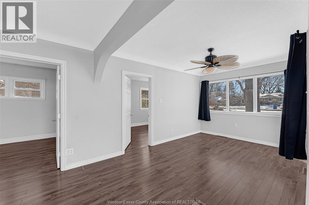 156 Edgewater, Tecumseh, ON - Indoor Photo Showing Other Room