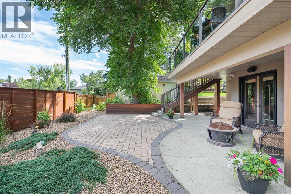 664 29 Avenue Nw, Calgary, AB - Outdoor With Deck Patio Veranda