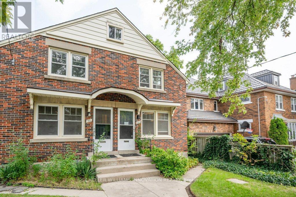 52 Avondale Avenue S, Waterloo, ON - Outdoor With Facade