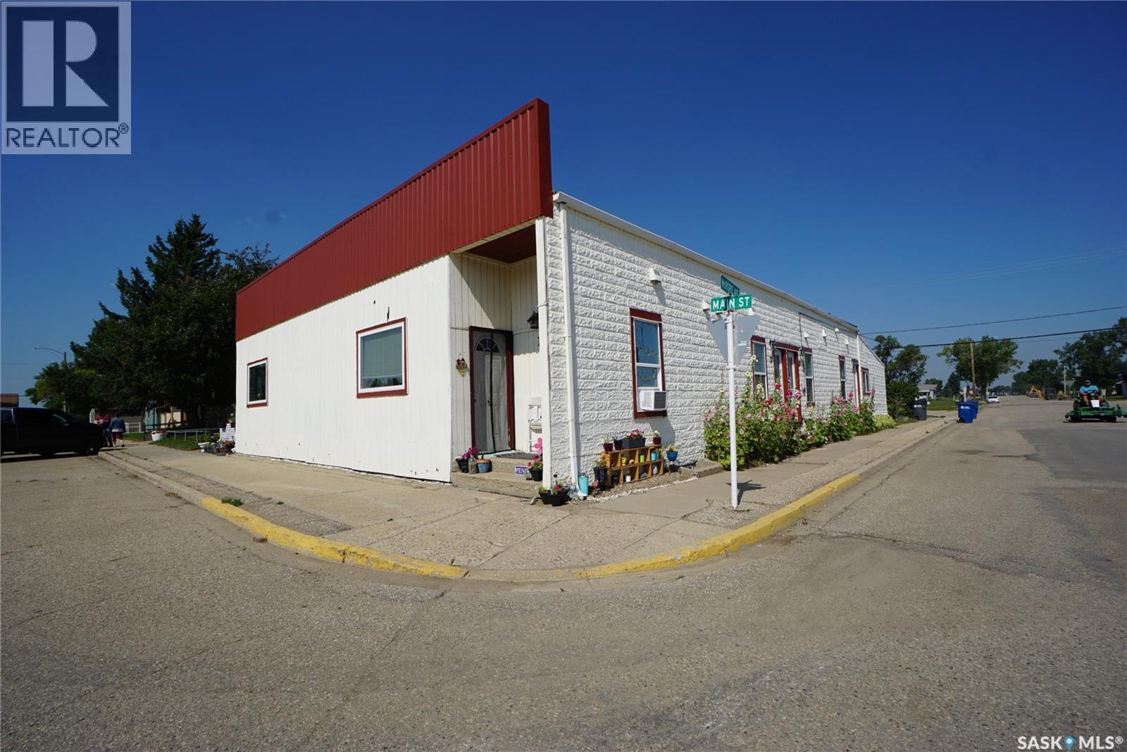 116 Main Street, Avonlea, SK - Outdoor