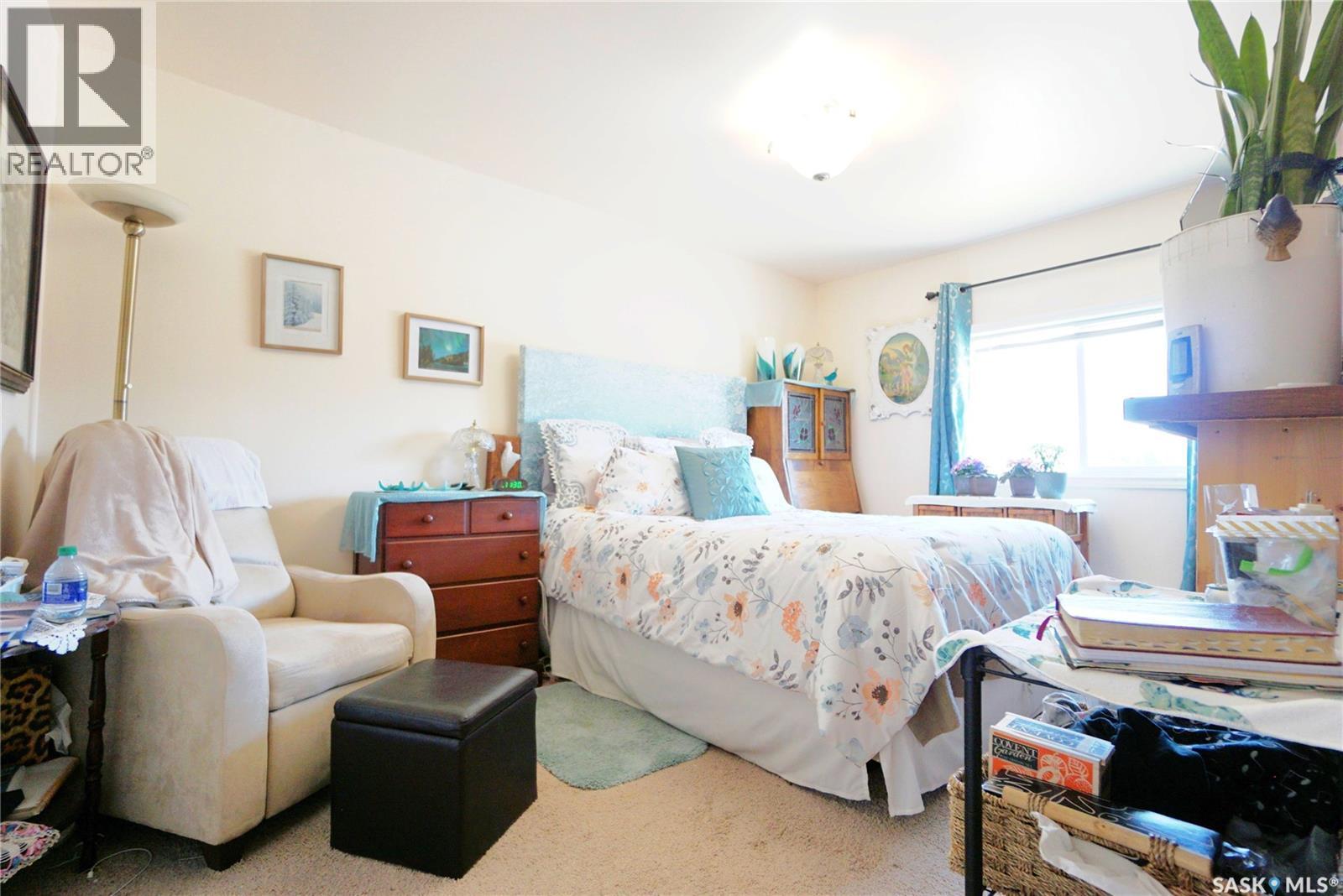 116 Main Street, Avonlea, SK - Indoor Photo Showing Bedroom