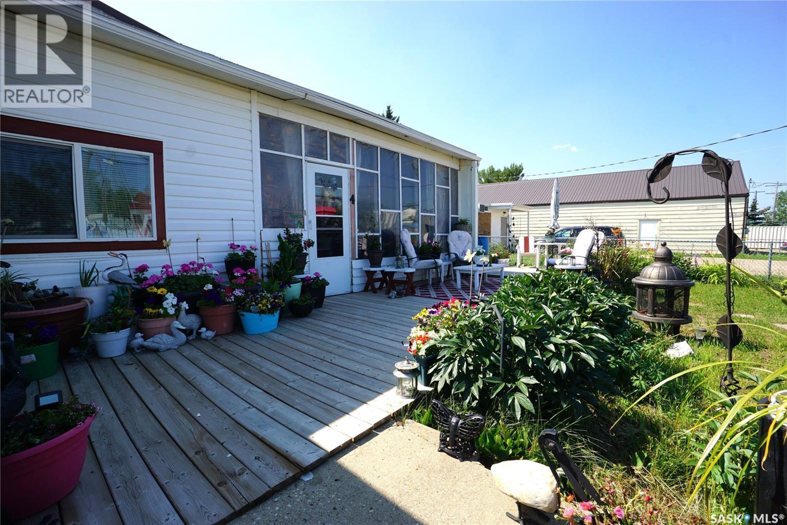 116 Main Street, Avonlea, SK - Outdoor With Deck Patio Veranda