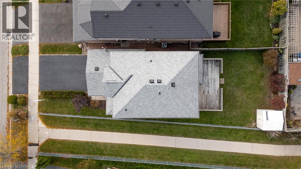 38 Heatherwood Place, Kitchener, ON - Outdoor