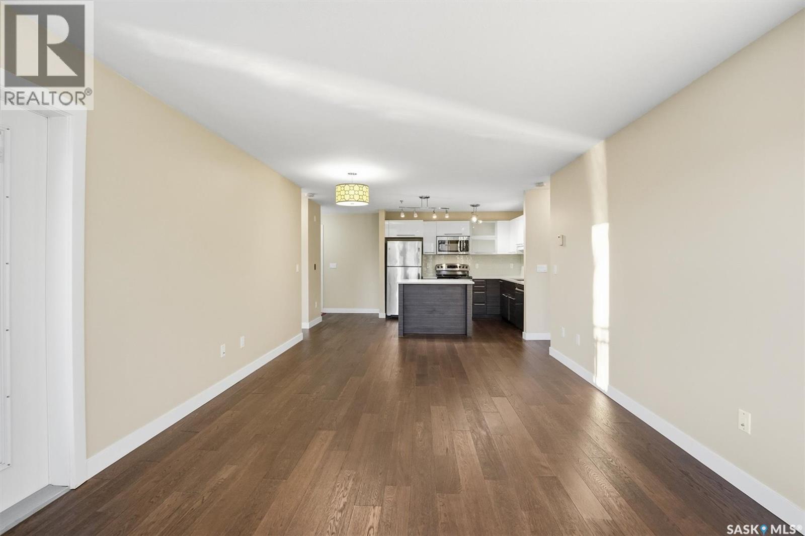 207C 415 Hunter Road, Saskatoon, SK - Indoor