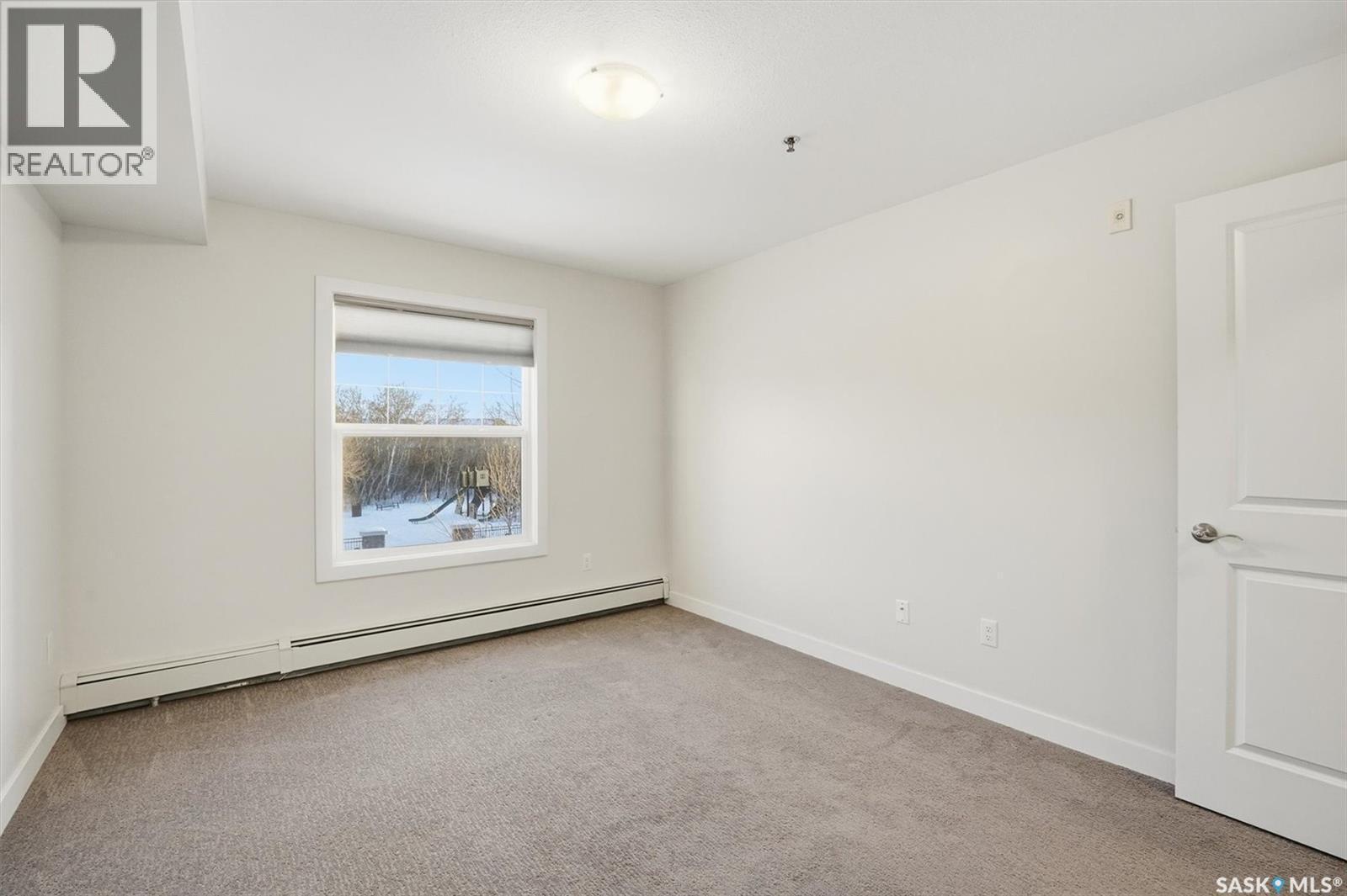 207C 415 Hunter Road, Saskatoon, SK - Indoor Photo Showing Other Room