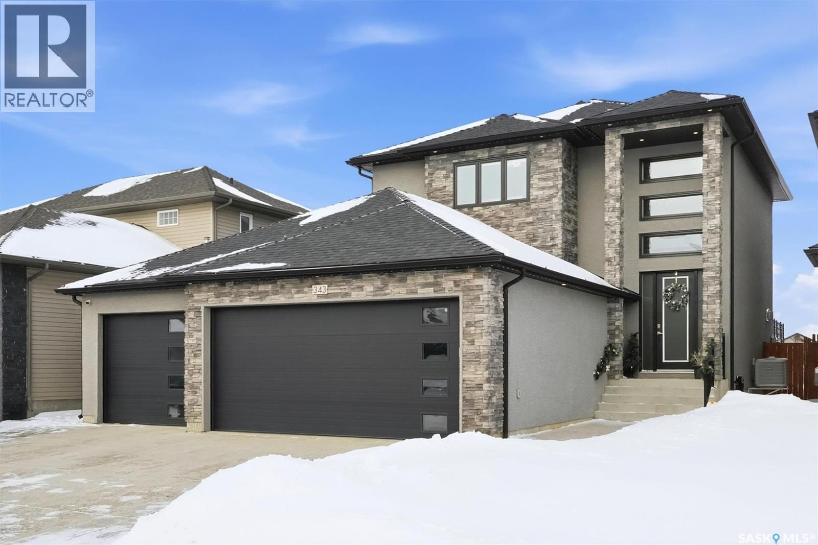 343 Mahabir Court, Saskatoon, SK - Outdoor