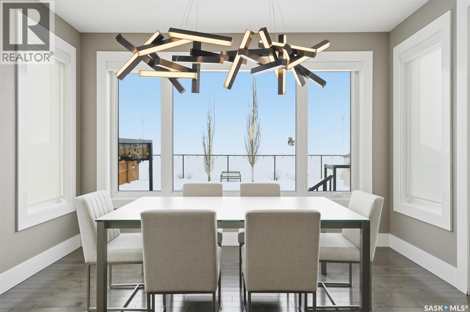 343 Mahabir Court, Saskatoon, SK - Indoor Photo Showing Dining Room