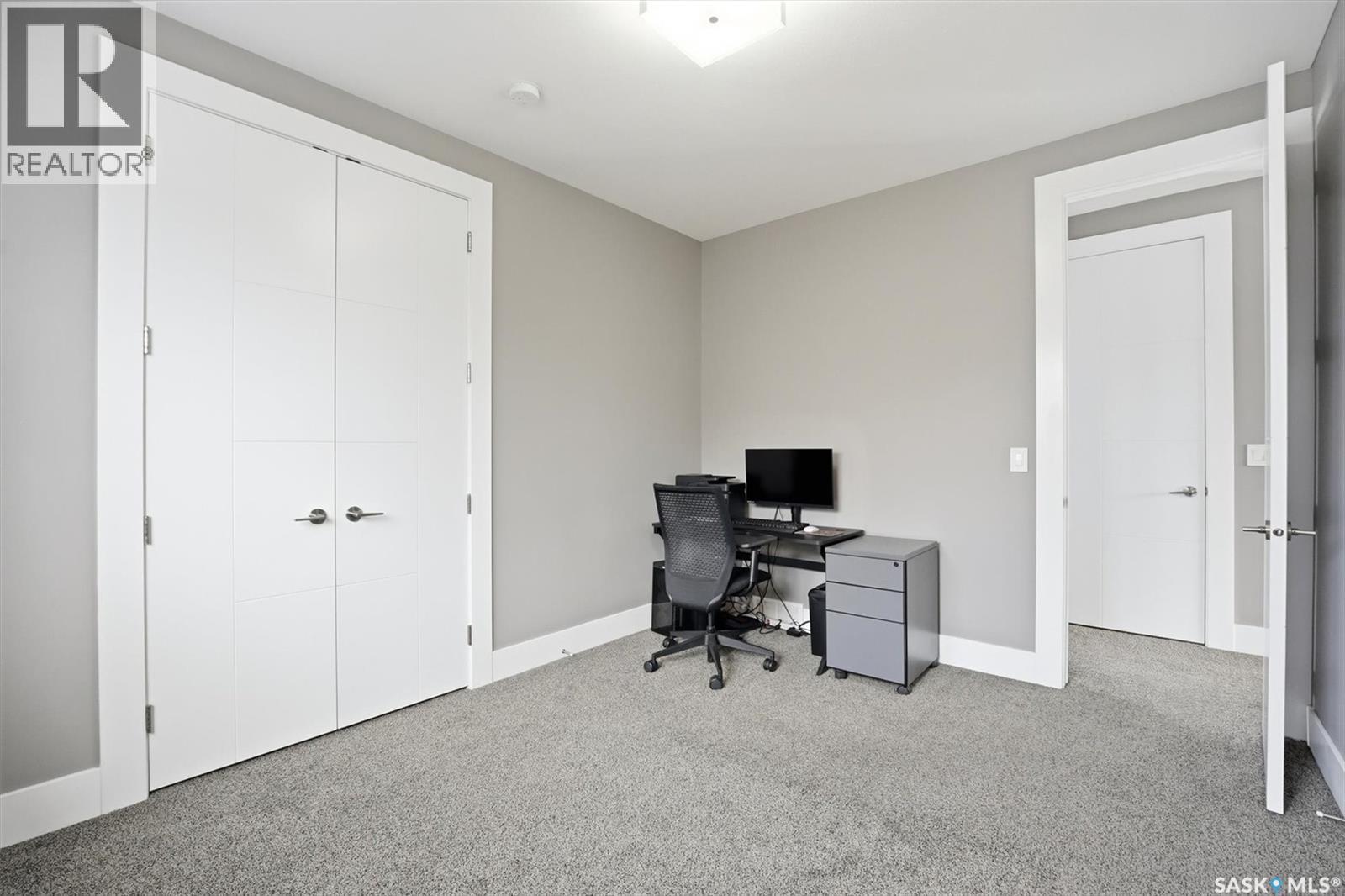 343 Mahabir Court, Saskatoon, SK - Indoor